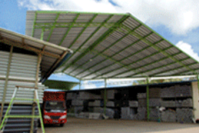 2. Gedung pabrik PIPA di Tangerang yang menjadi basis produksi pipa PVC berkualitas untuk pasar nasional dan ekspor. (Dok. multimakmurlemindo.com)
